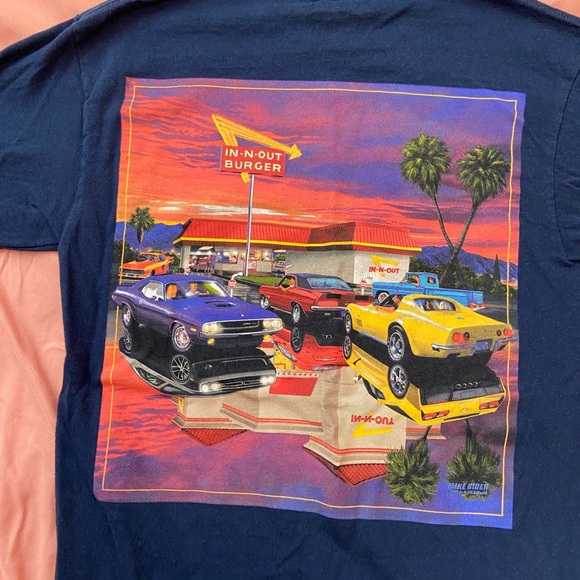 In-N-Out Burger T-shirt- California - Picture 3 of 8